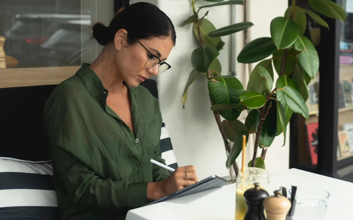 How do I create an online course?